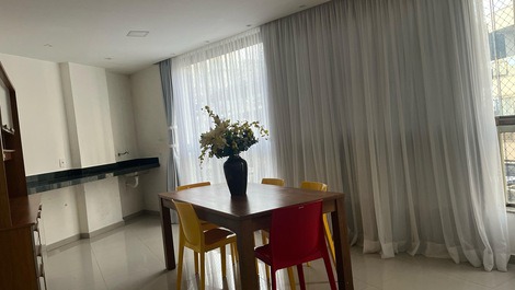 Ed Dubai 2 - 4 bedrooms, 2 suites and 3 bedrooms with air conditioning, 2 garages