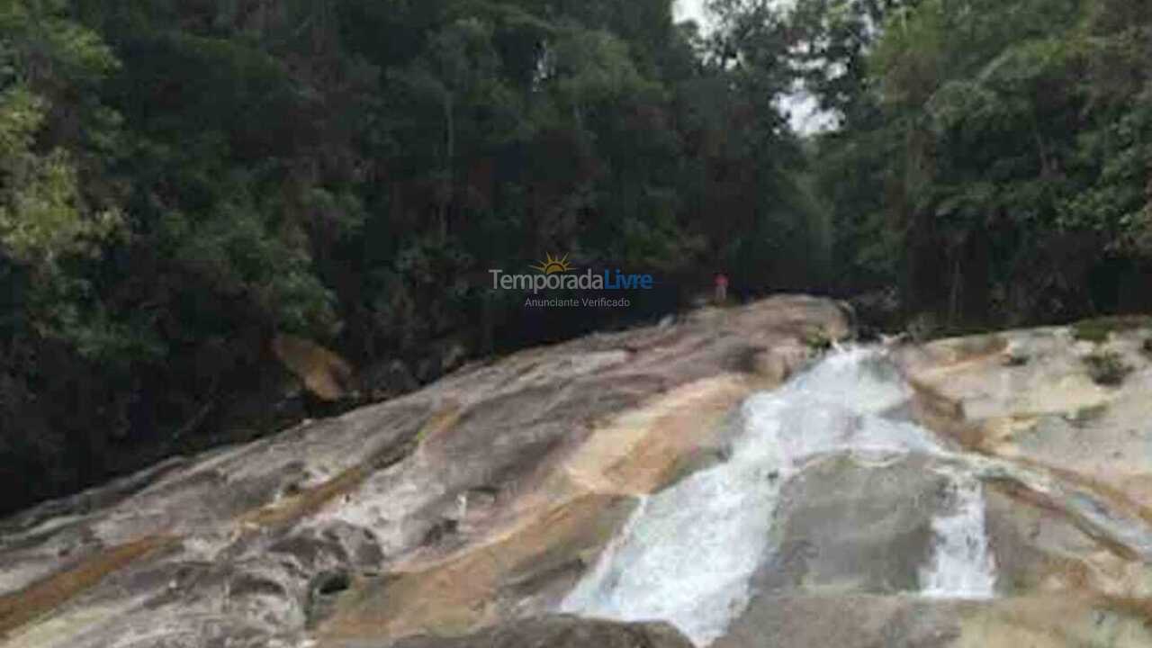 Casa para aluguel de temporada em Bertioga (Praia de Guaratuba)