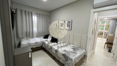 Lindo apartamento a poucos metros do mar de Mariscal em Bombinhas