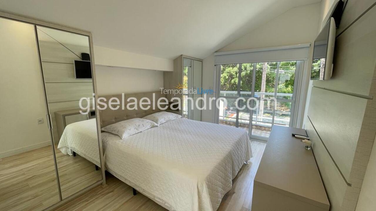 House for vacation rental in Florianopolis (Jurerê Internacional)