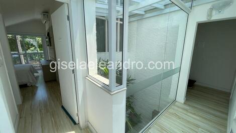 Excellent house with heated pool in Jurere Internacional