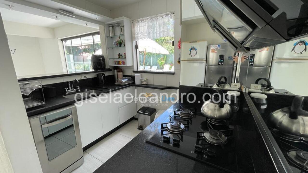 House for vacation rental in Florianopolis (Jurerê Internacional)