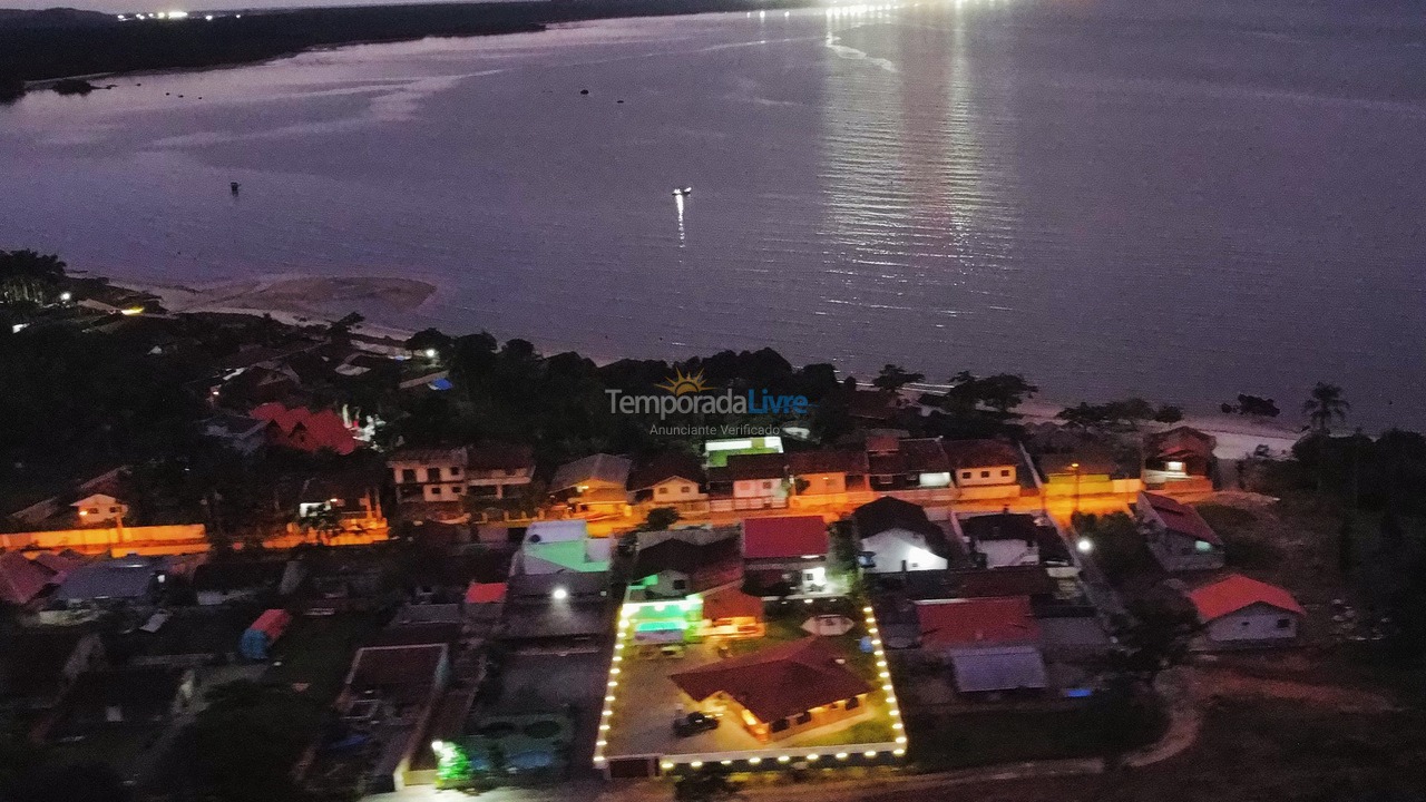 Casa para aluguel de temporada em São Francisco do Sul (Vila da Glória)