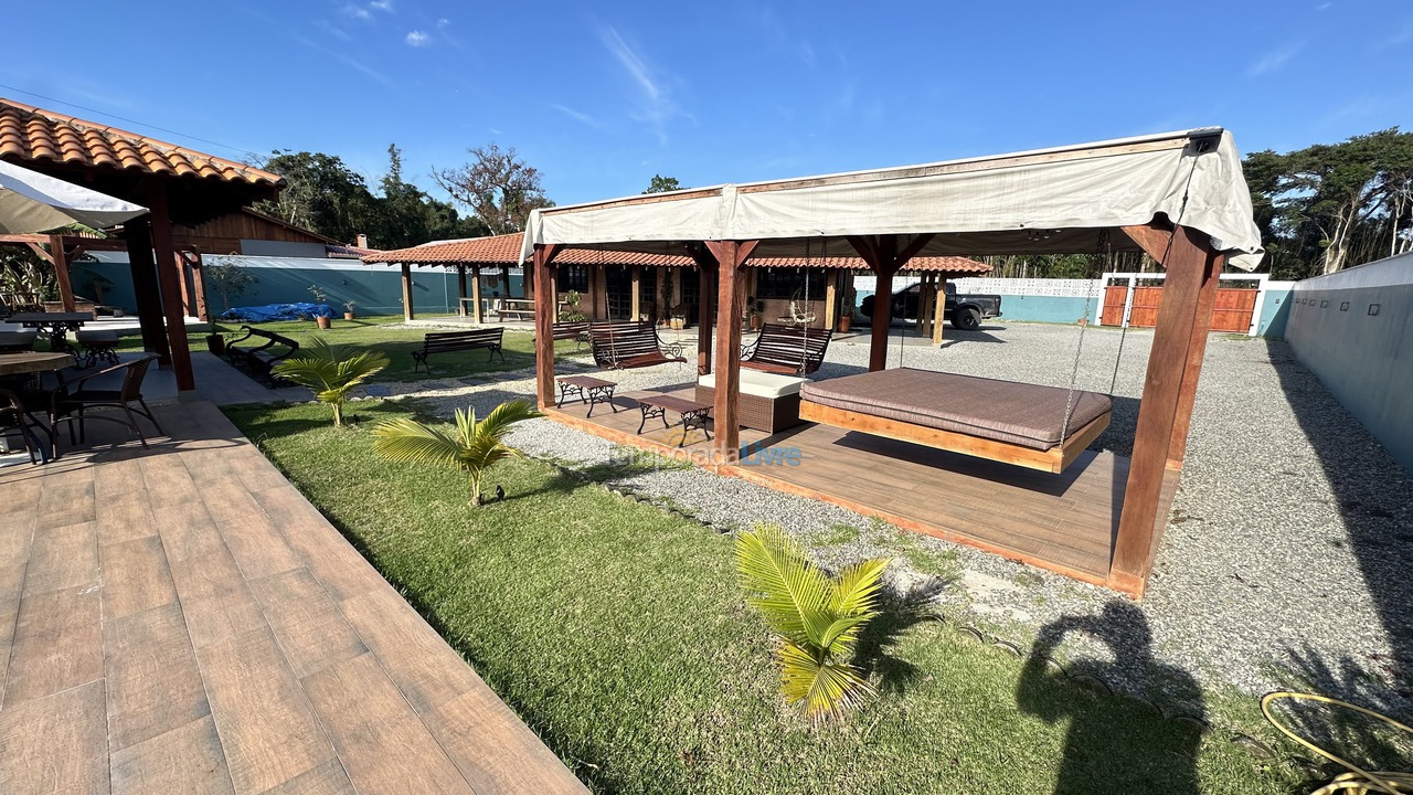 Casa para aluguel de temporada em São Francisco do Sul (Vila da Glória)