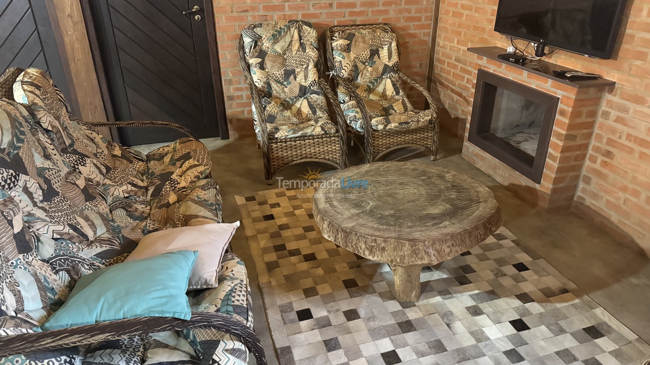 Casa para aluguel de temporada em São Francisco do Sul (Vila da Glória)