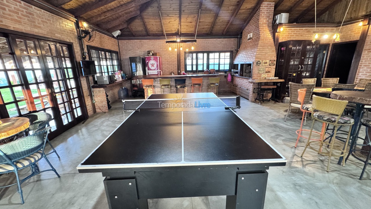 Casa para aluguel de temporada em São Francisco do Sul (Vila da Glória)