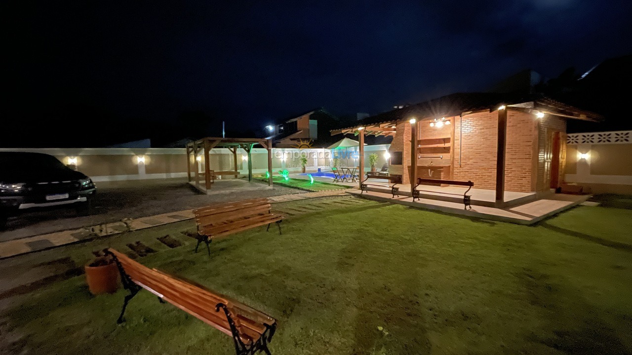 Casa para aluguel de temporada em São Francisco do Sul (Vila da Glória)