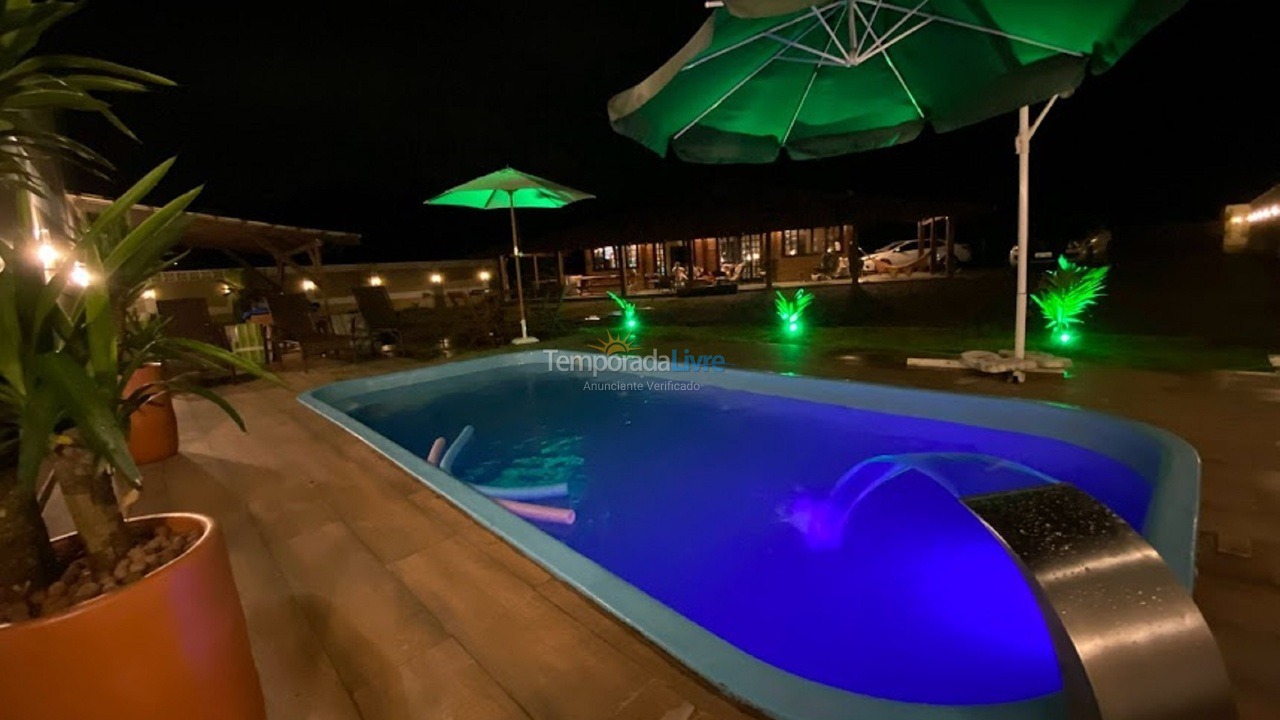 Casa para aluguel de temporada em São Francisco do Sul (Vila da Glória)