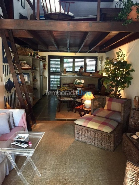 Casa para aluguel de temporada em São Sebastião (Barra do Una)