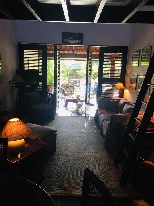 Casa para aluguel de temporada em São Sebastião (Barra do Una)