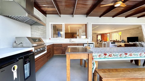 Beachfront house - Juquehy Beach