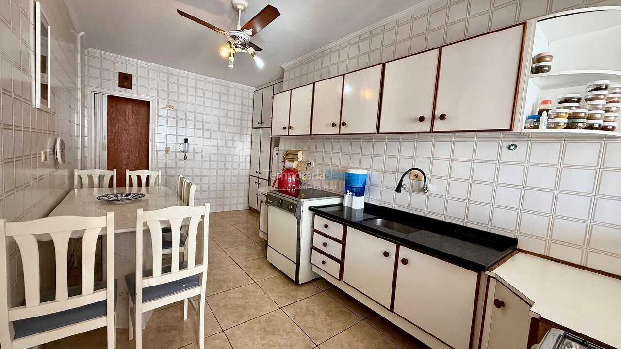 Apartamento para aluguel de temporada em Praia Grande (Vila Tupi)