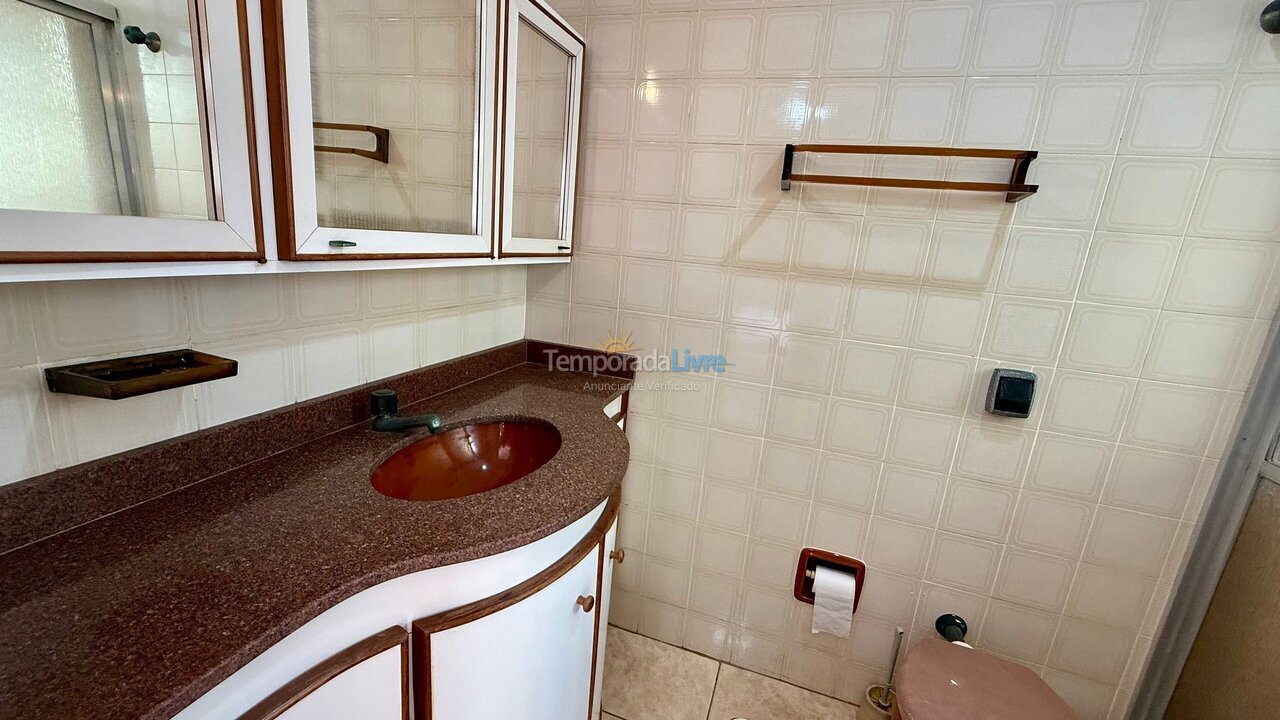 Apartamento para aluguel de temporada em Praia Grande (Vila Tupi)