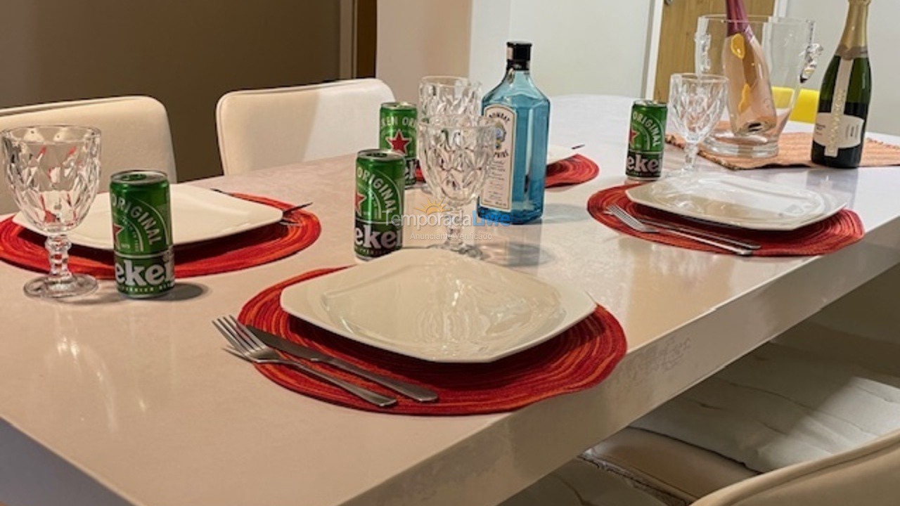 Apartment for vacation rental in Guarujá (Enseada)