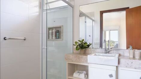 Casa frente ao mar na Praia de Guaecá