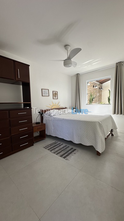 Casa para aluguel de temporada em Camaçari (Praia de Guarajuba)