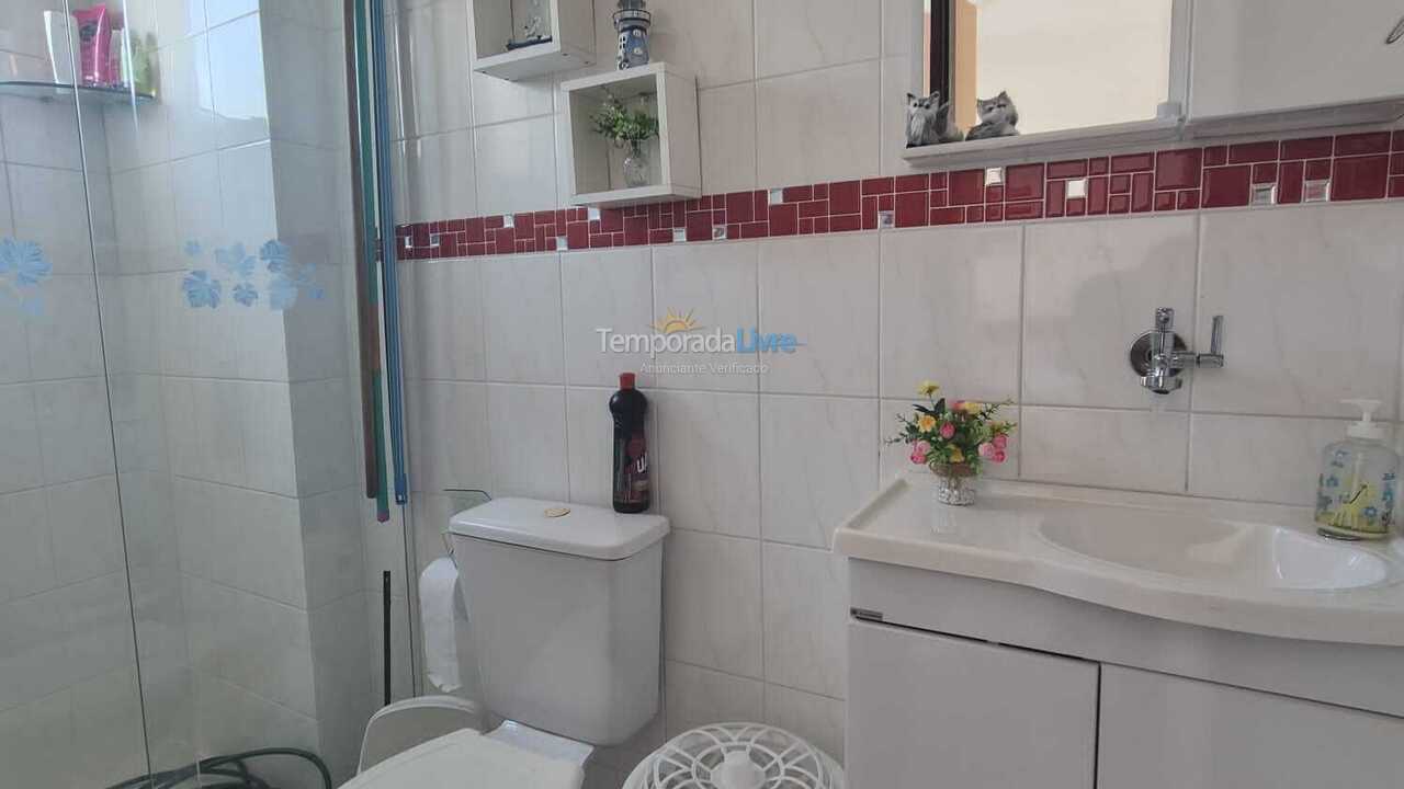 Apartamento para aluguel de temporada em Praia Grande (Praia do Caiçara)