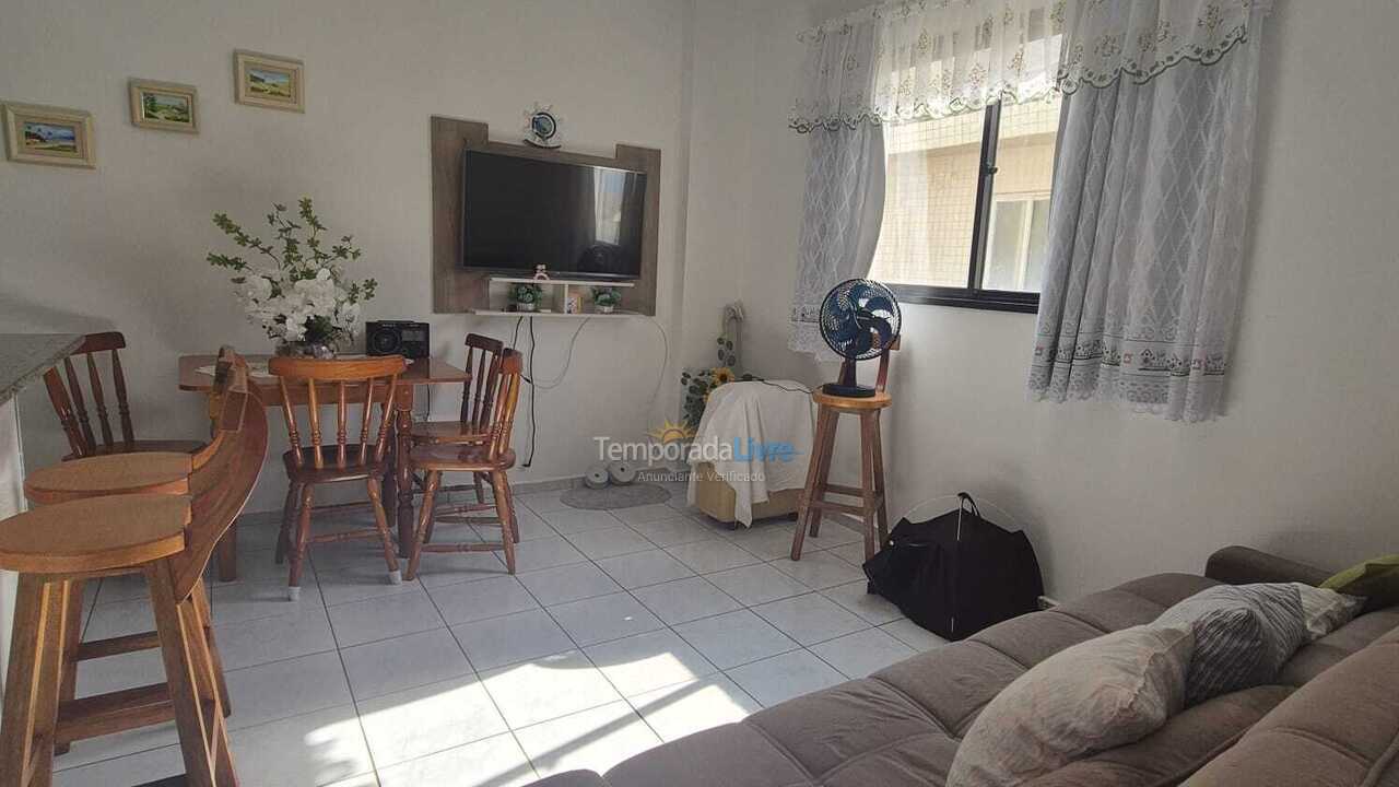 Apartamento para aluguel de temporada em Praia Grande (Praia do Caiçara)