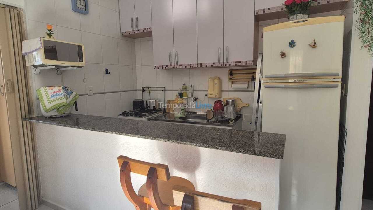 Apartamento para aluguel de temporada em Praia Grande (Praia do Caiçara)