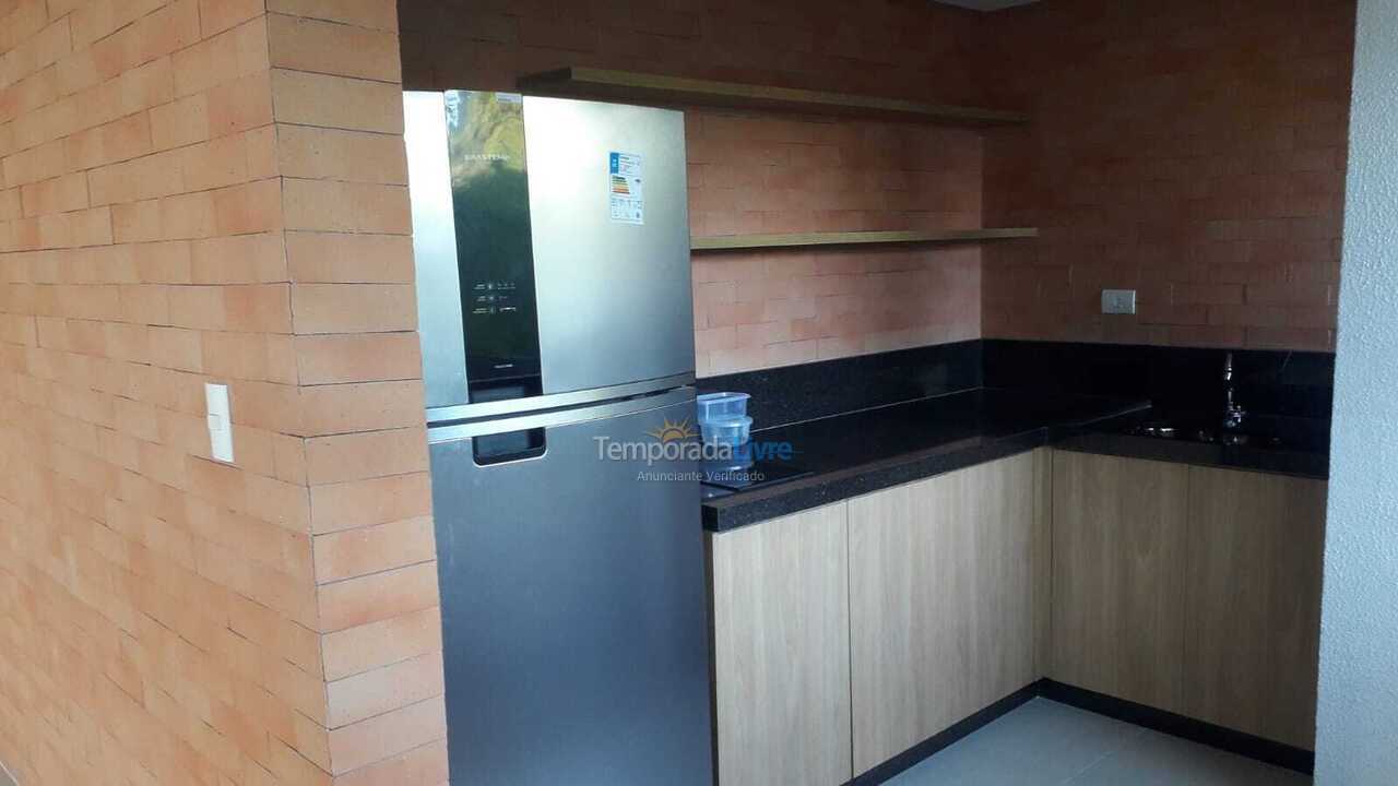 Apartamento para aluguel de temporada em Caraguatatuba (Martim de Sá)