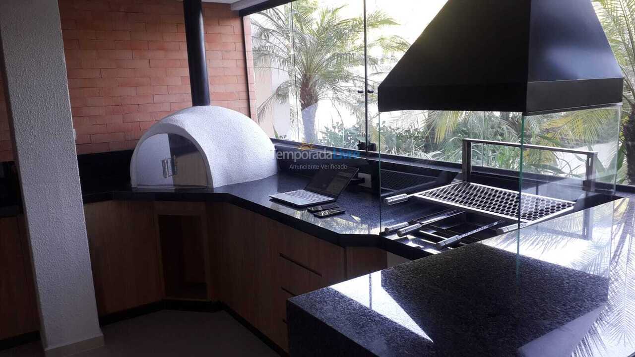 Apartamento para aluguel de temporada em Caraguatatuba (Martim de Sá)