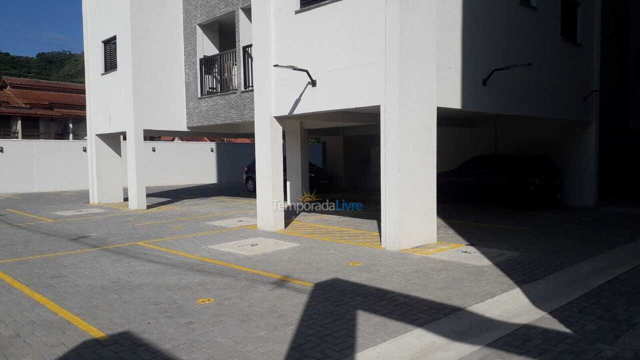 Apartamento para aluguel de temporada em Caraguatatuba (Martim de Sá)