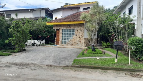 ¡VACACIONES INOLVIDABLES EN LA RIVIERA, CASA CON 4 SUITES!