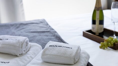 Piscina, metrô, academia | Brazillian Corner