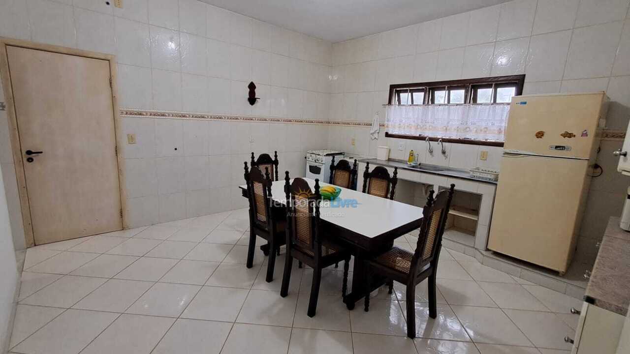 Casa para alquiler de vacaciones em Ubatuba (Lagoinha)