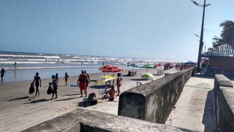 Apartamento en Mongaguá justo en la arena