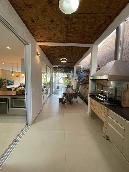 Casa para aluguel de temporada em São Sebastião (Maresias)