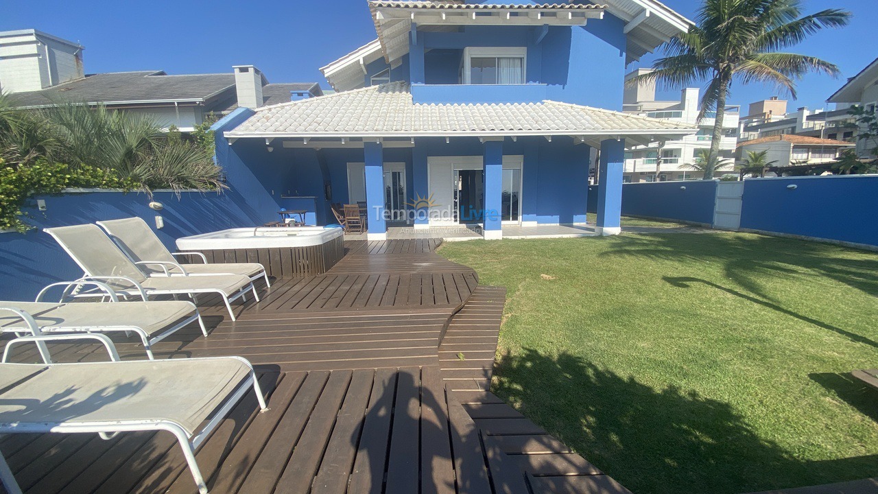 Casa para alquiler de vacaciones em Bombinhas (Canto Grande)