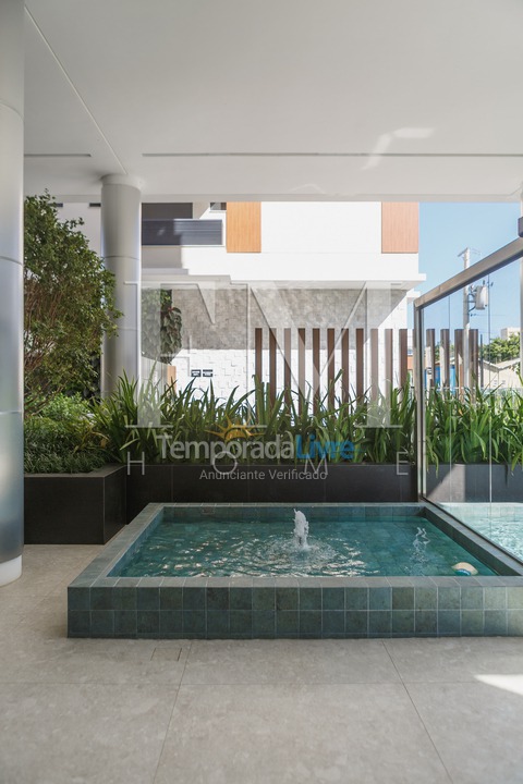 Apartamento para alquiler de vacaciones em Florianópolis (Jurere Tradicional)