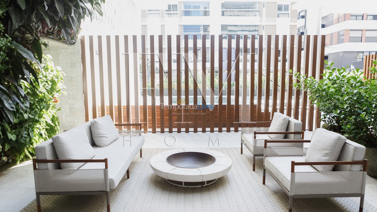 Apartamento para alquiler de vacaciones em Florianópolis (Jurere Tradicional)