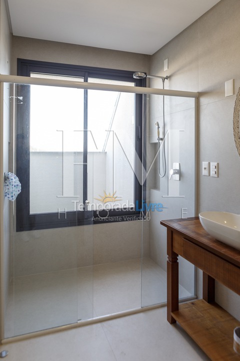 Apartamento para alquiler de vacaciones em Florianópolis (Jurere Tradicional)