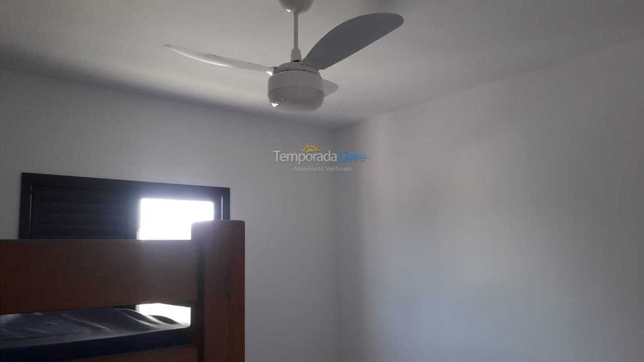 Apartamento para aluguel de temporada em Caraguatatuba (Martim de Sá)