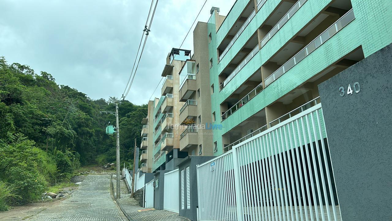 Apartamento para alquiler de vacaciones em Ubatuba (Praia das Toninhas)
