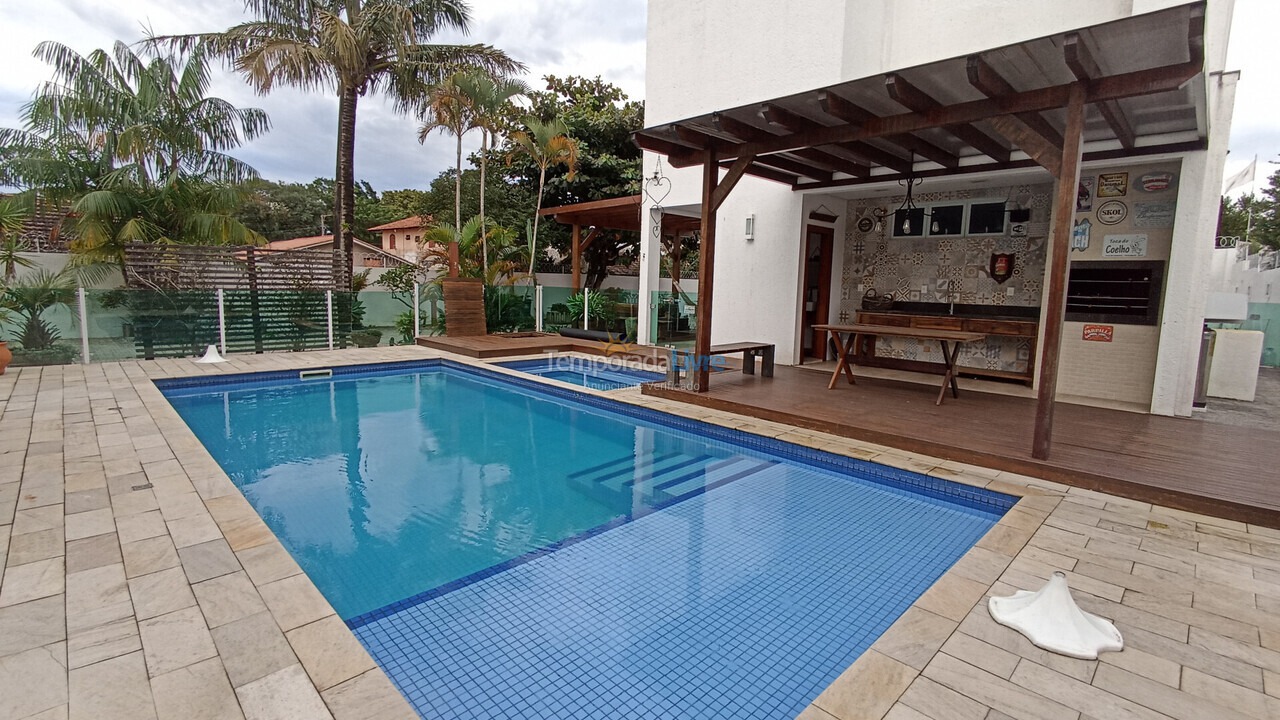 Apartamento para aluguel de temporada em Florianópolis (Cachoeira do Bom Jesus)