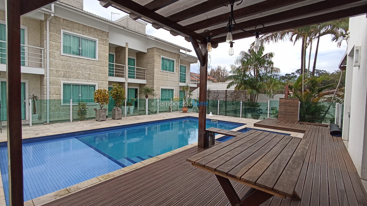 Apartamento para aluguel de temporada em Florianópolis (Cachoeira do Bom Jesus)