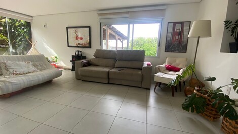 Estupenda casa con jardín y barbacoa a 250 metros del mar