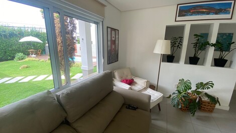 Estupenda casa con jardín y barbacoa a 250 metros del mar