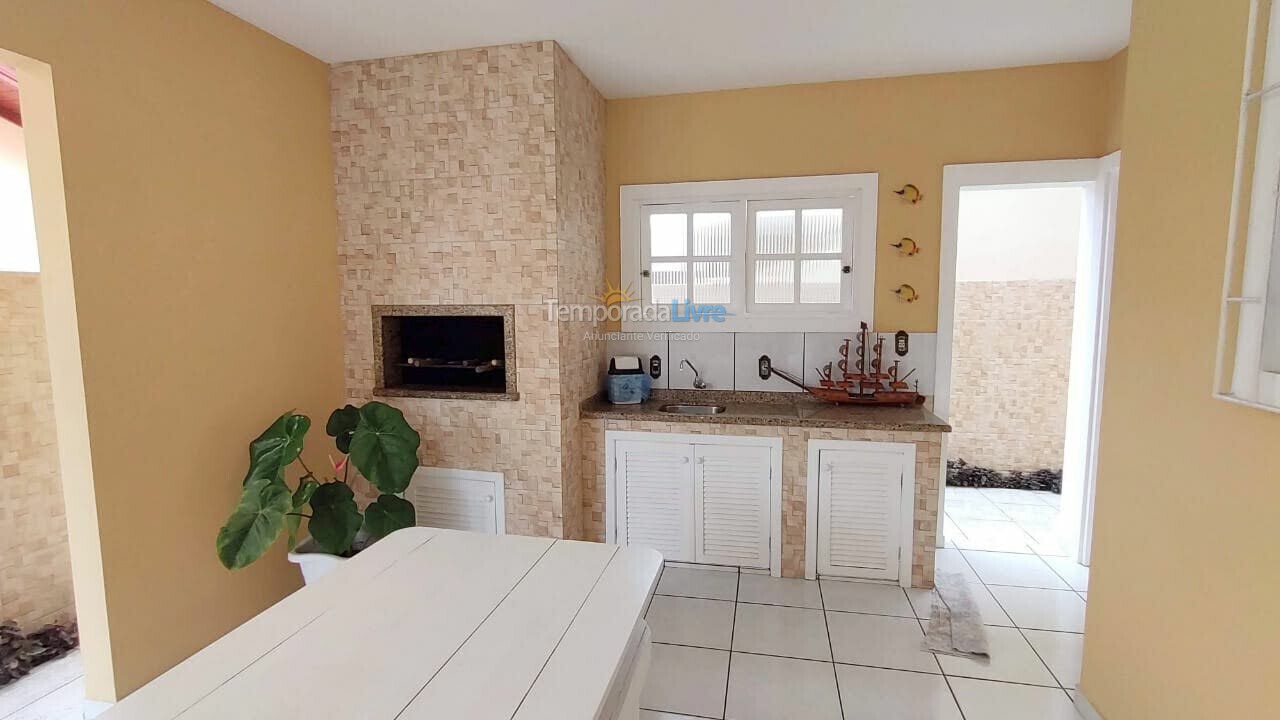 Casa para alquiler de vacaciones em Florianópolis (Cachoeira do Bom Jesus)