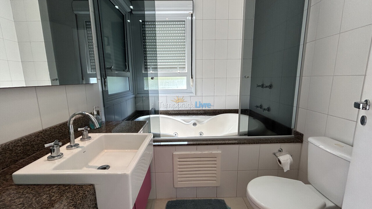 Apartamento para aluguel de temporada em Florianópolis (Cachoeira do Bom Jesus)
