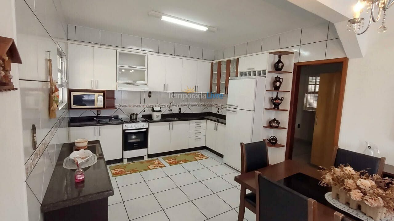 Casa para alquiler de vacaciones em Florianópolis (Cachoeira do Bom Jesus)