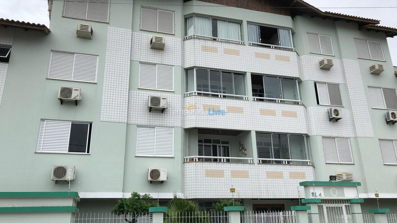 Apartamento para aluguel de temporada em Florianopolis (Praia dos Ingleses)