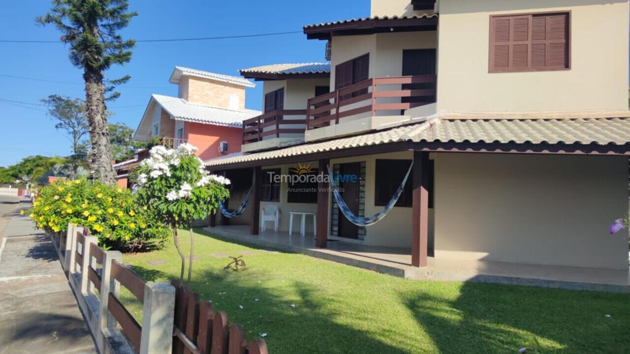 Casa para aluguel de temporada em Florianopolis (Praia dos Ingleses)