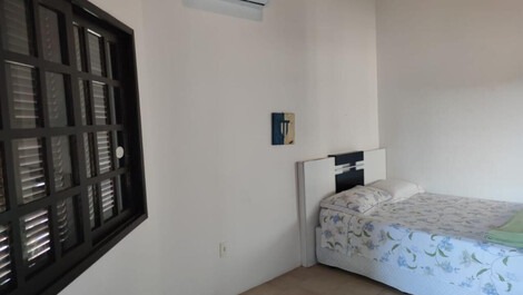 Excelente Casa para aluguel de temporada em Ingleses,...