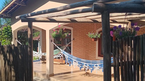 Casa na Praia da Fortaleza Ubatuba à 98m da areia