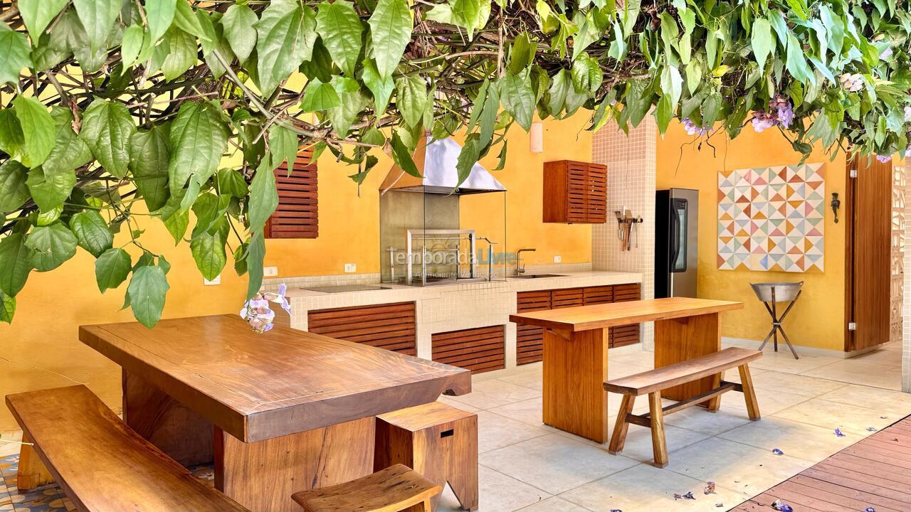 Casa para aluguel de temporada em São Sebastião (Praia da Baleia)