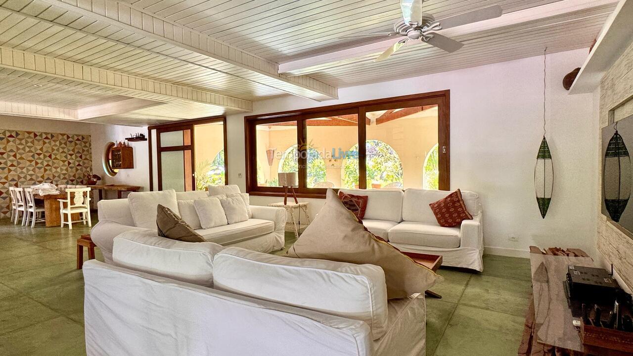 Casa para aluguel de temporada em São Sebastião (Praia da Baleia)